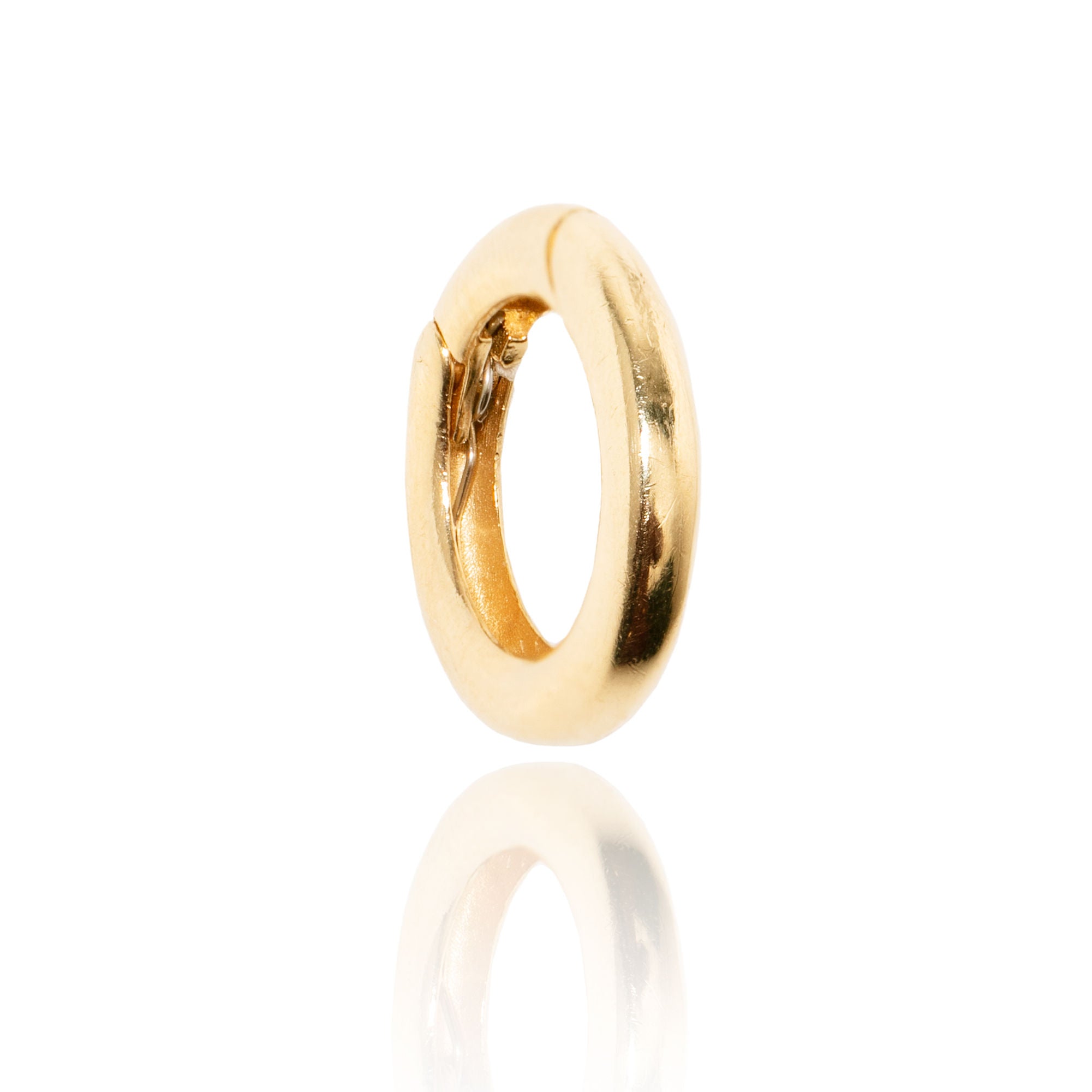 Jumbo Push Lock in Yellow Gold