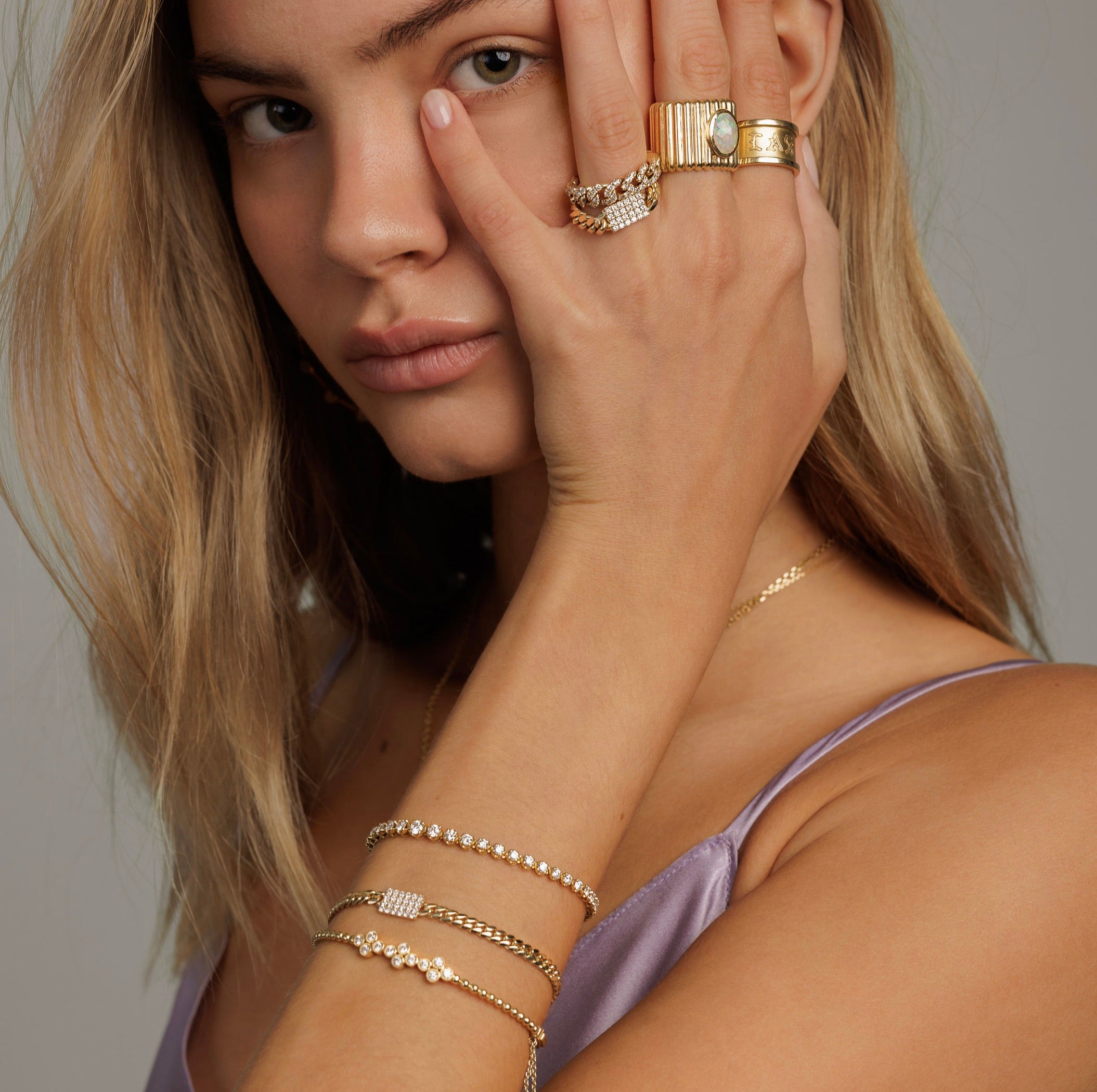 DIAMOND FLEURETTE BANGLE